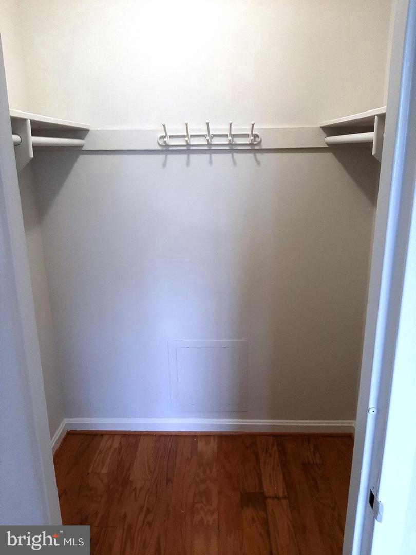 PARK PLACE - Residential Lease