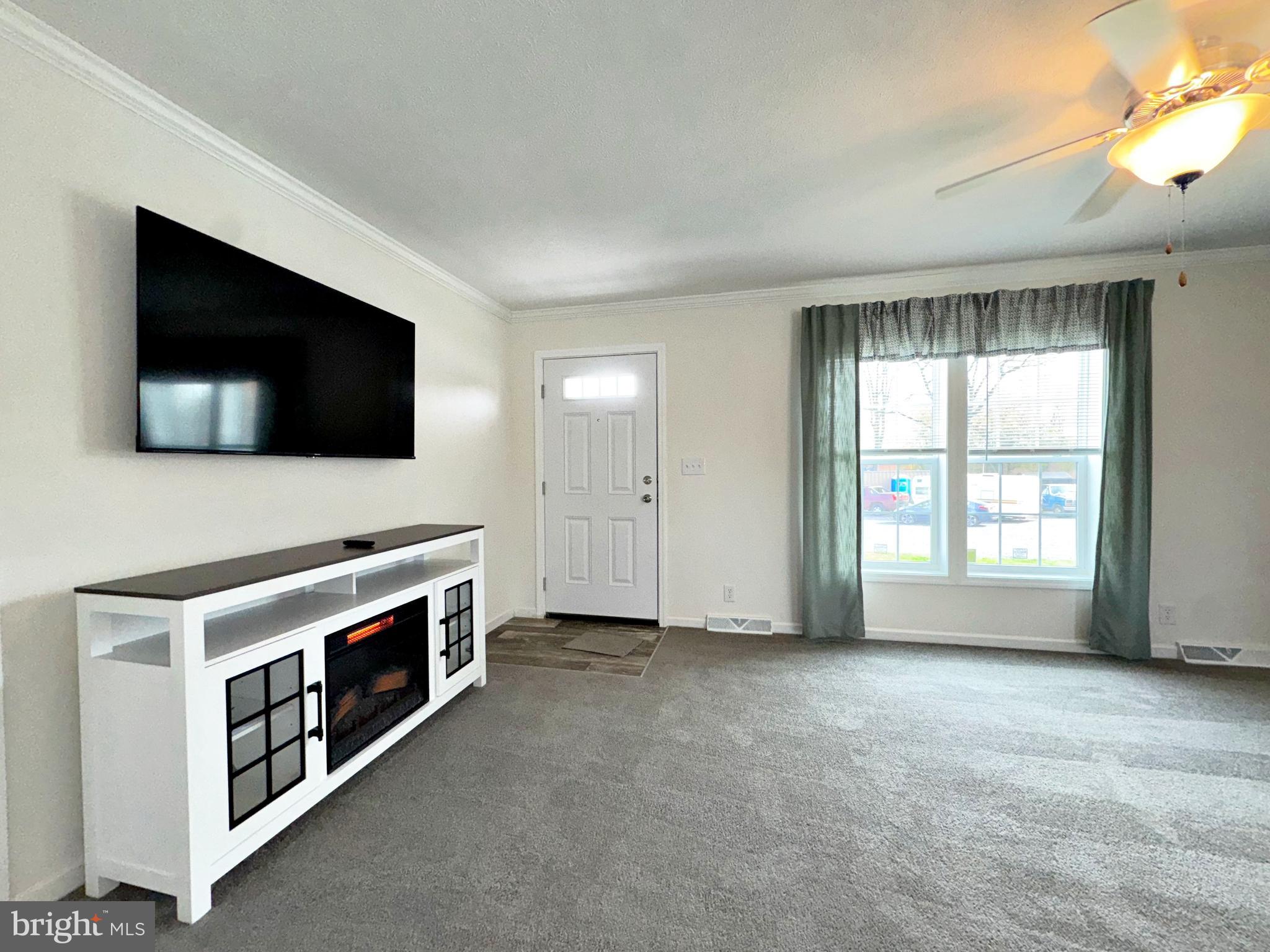 FOX GLEN - Residential