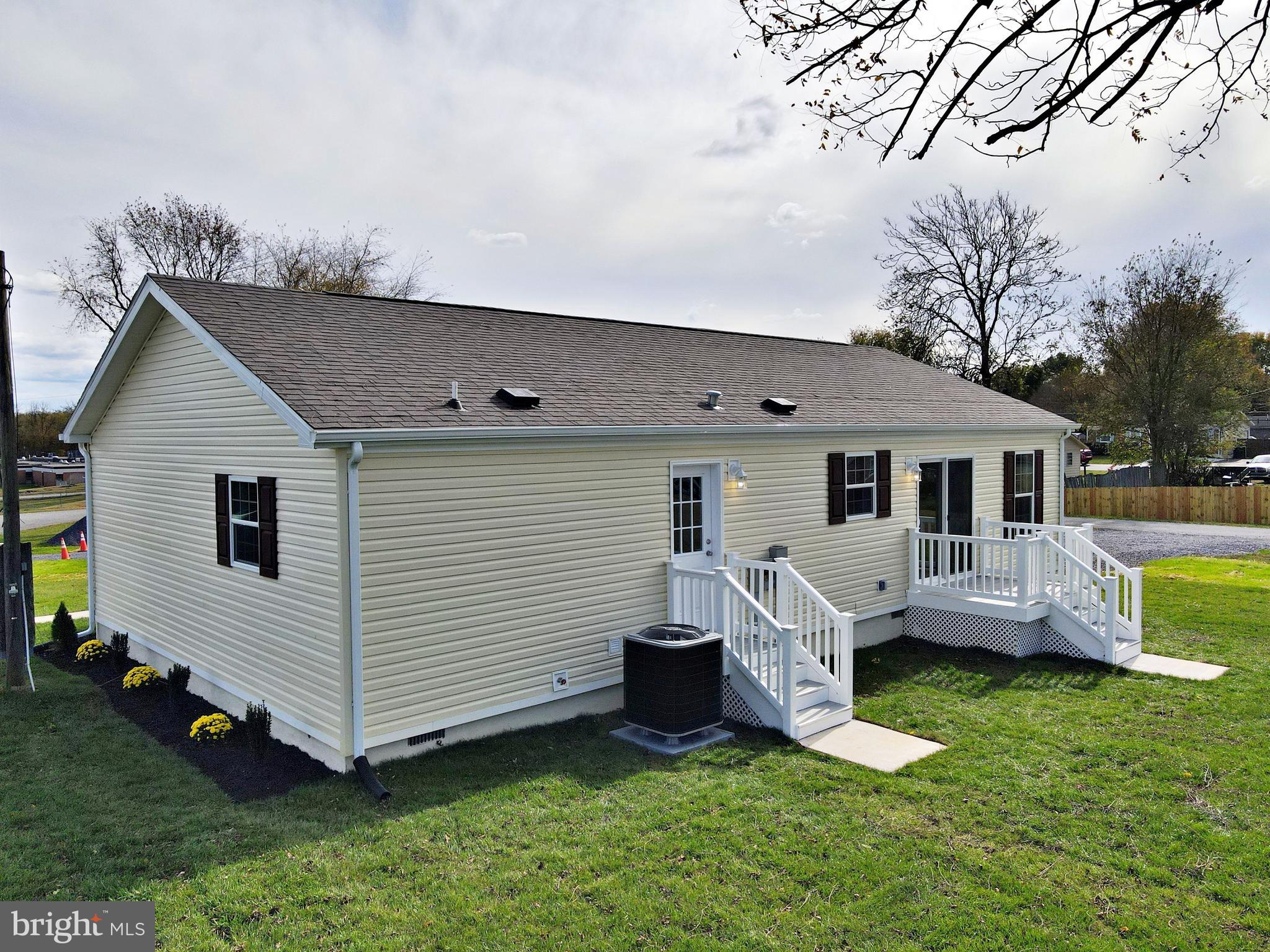 FOX GLEN - Residential