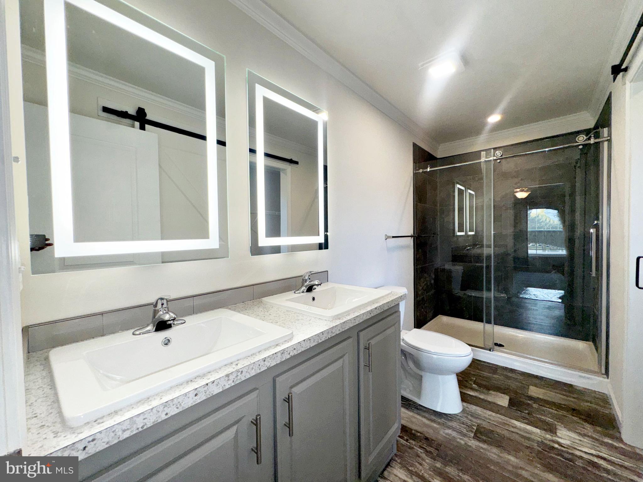 FOX GLEN - Residential