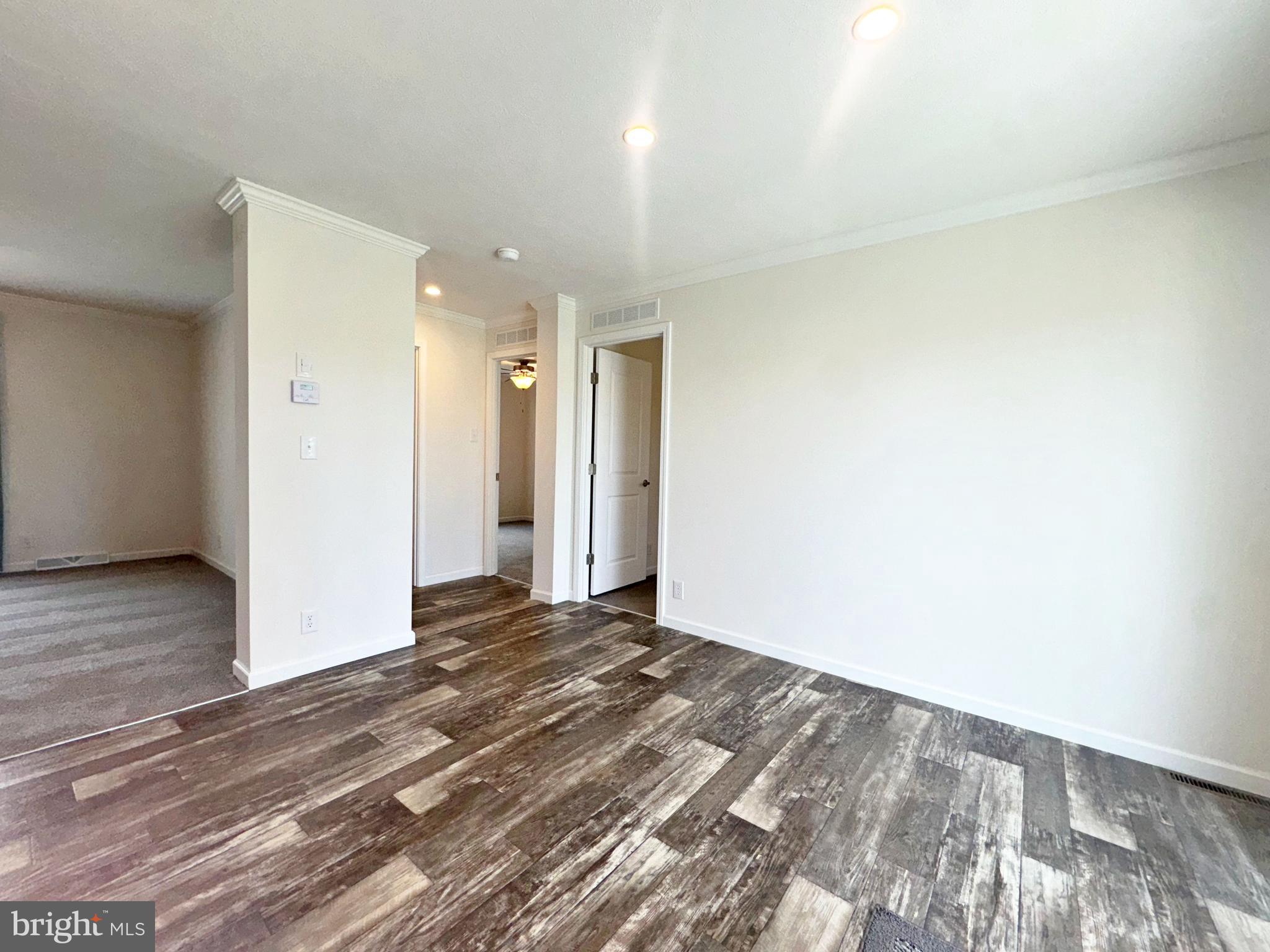 FOX GLEN - Residential