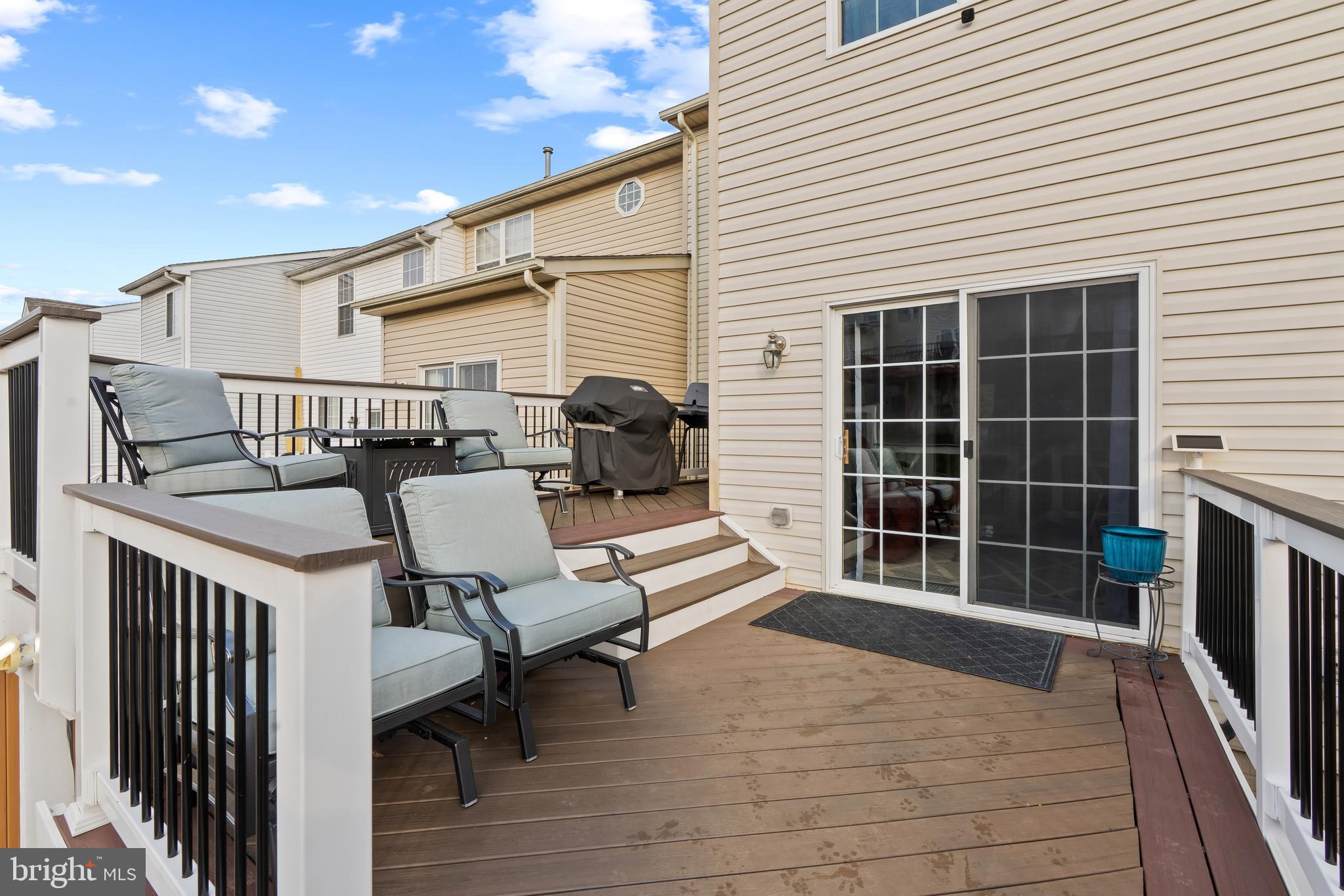 MONMOUTH MEADOWS - Residential