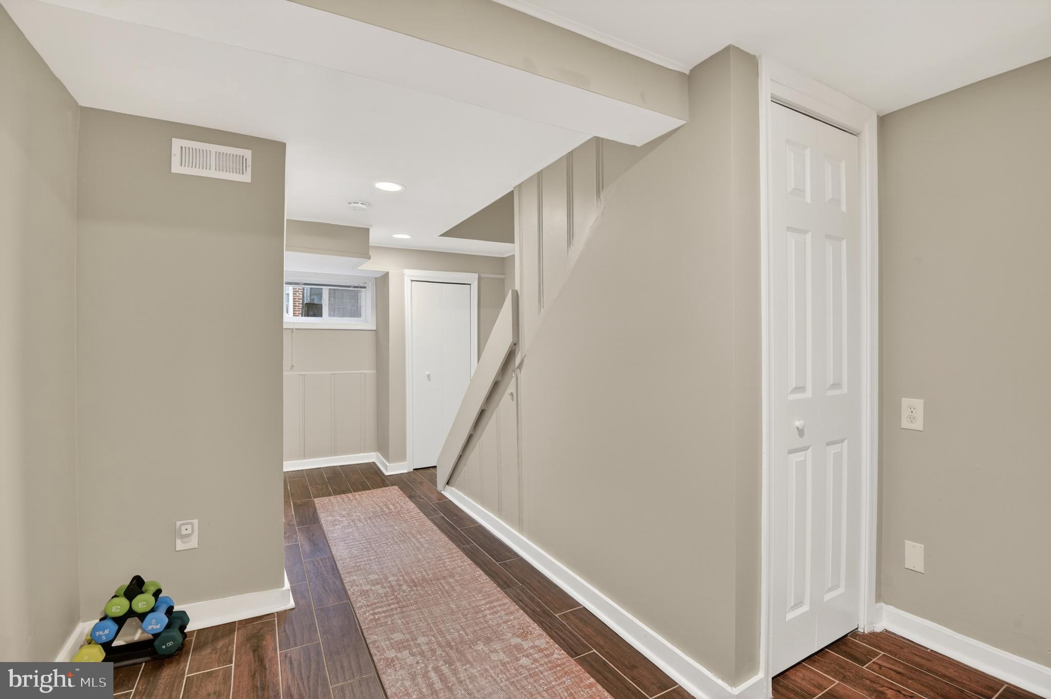 INDIAN SPRING HILLS - Residential
