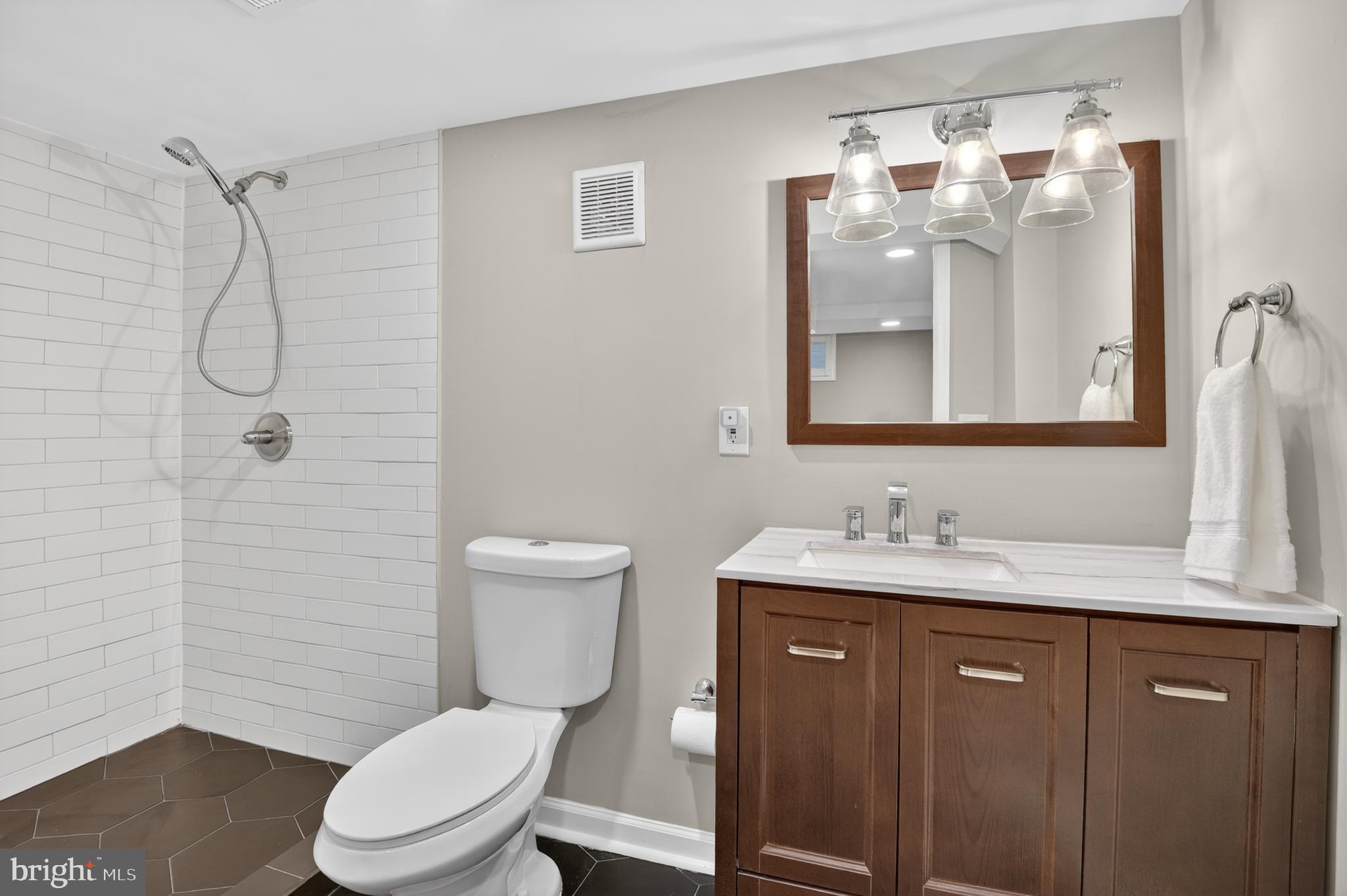 INDIAN SPRING HILLS - Residential