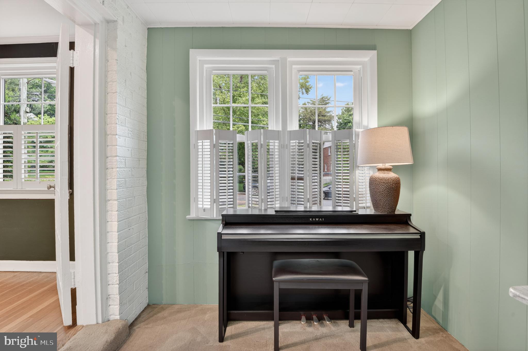 INDIAN SPRING HILLS - Residential
