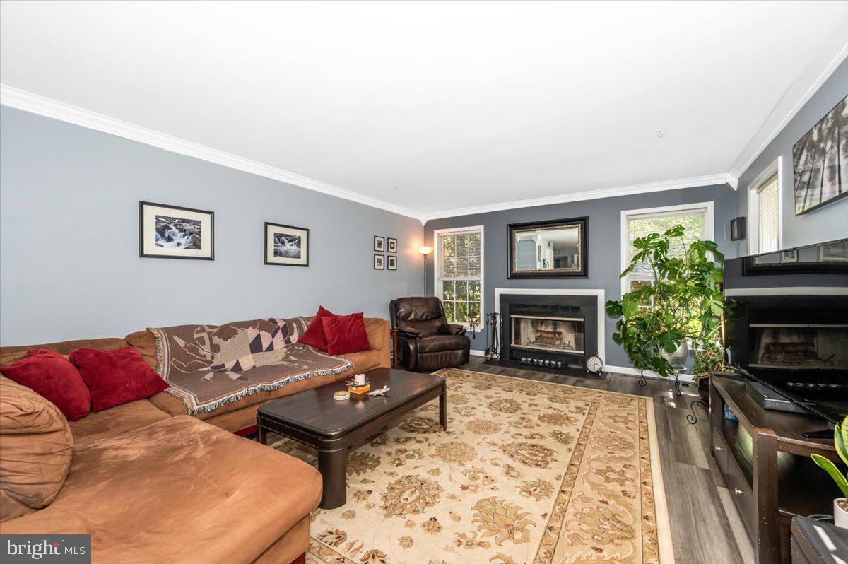 LONGWOOD - Residential