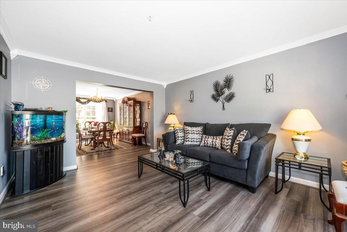 LONGWOOD - Residential