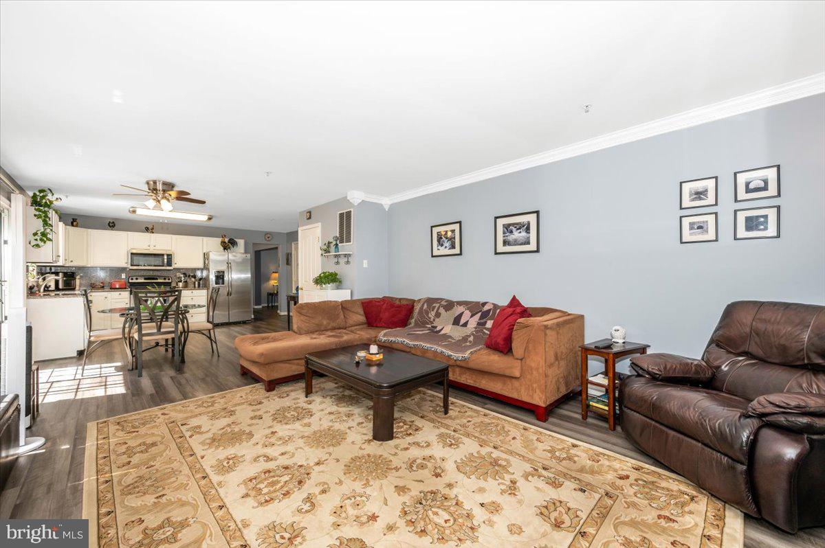 LONGWOOD - Residential