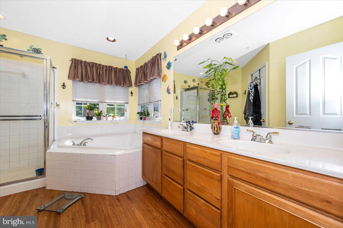 LONGWOOD - Residential