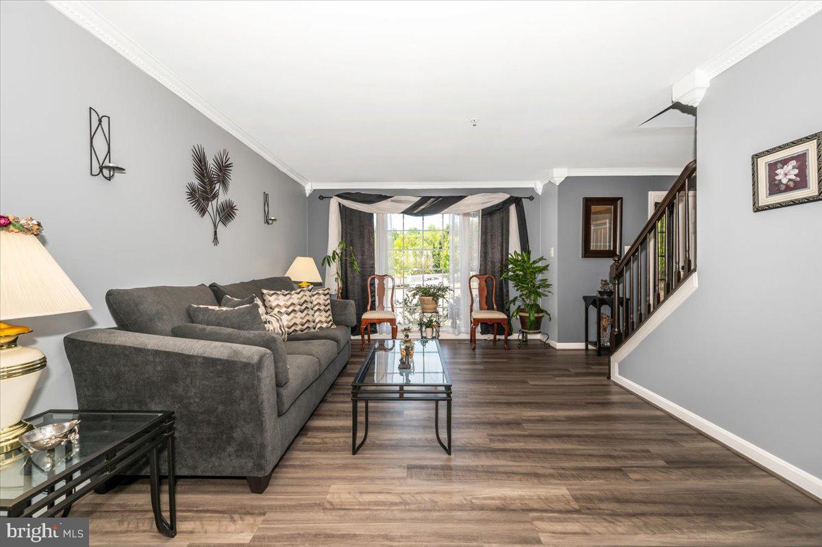 LONGWOOD - Residential