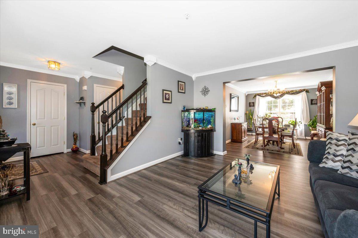 LONGWOOD - Residential