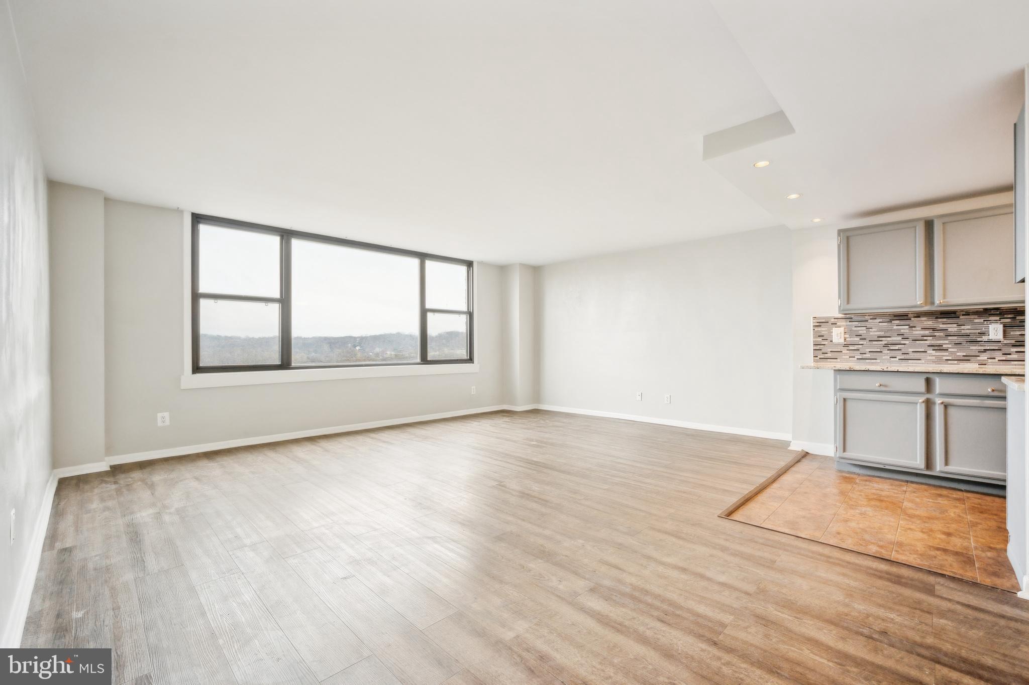 FORTY SIX HUNDRED - Residential