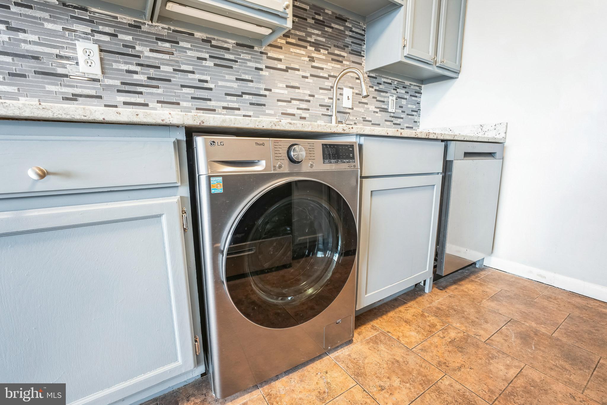 FORTY SIX HUNDRED - Residential