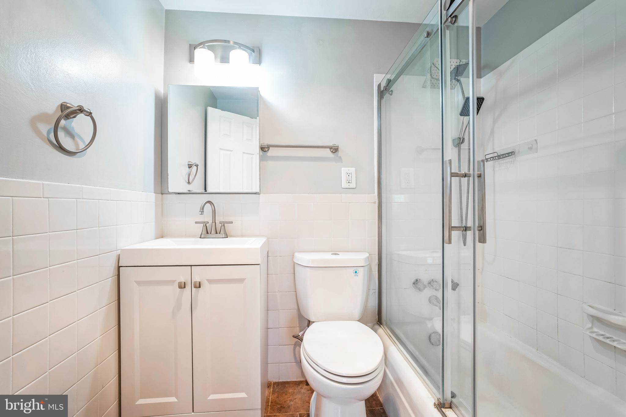 FORTY SIX HUNDRED - Residential