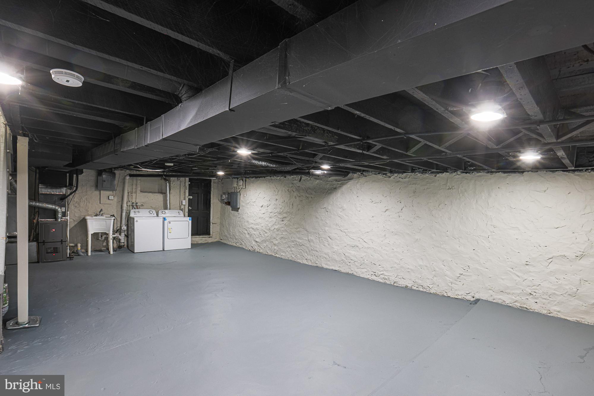 EDGEWOOD - Residential