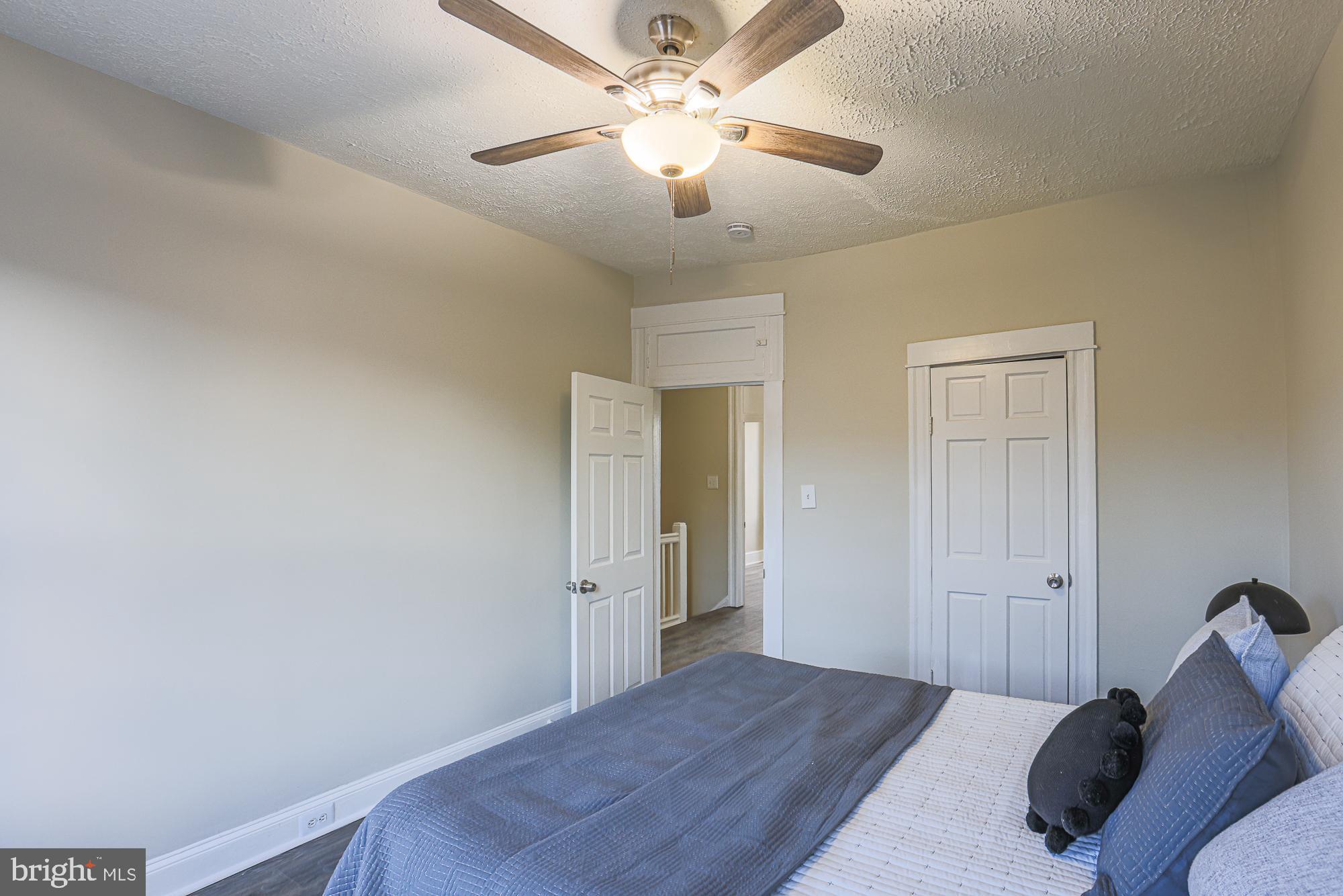 EDGEWOOD - Residential