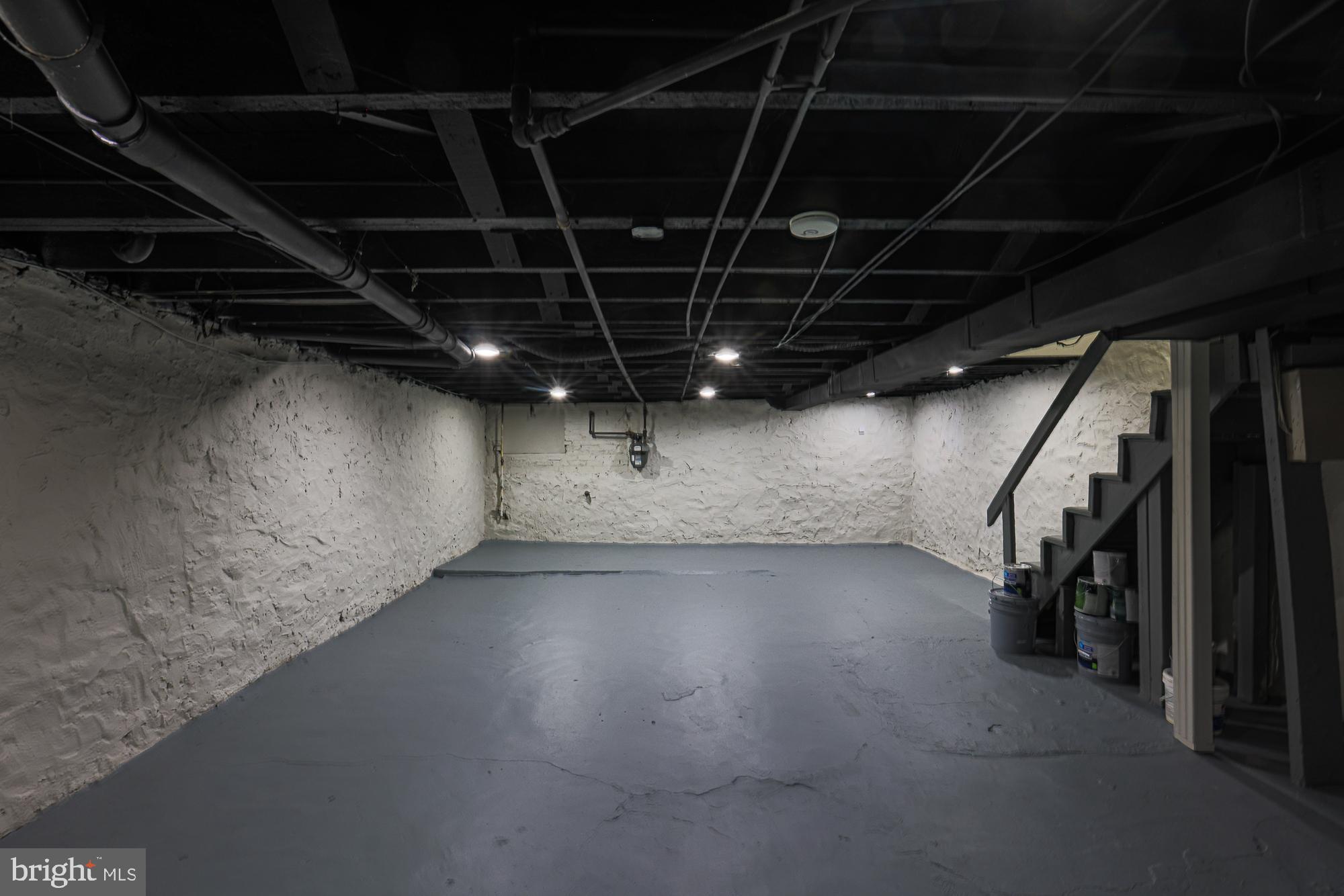 EDGEWOOD - Residential