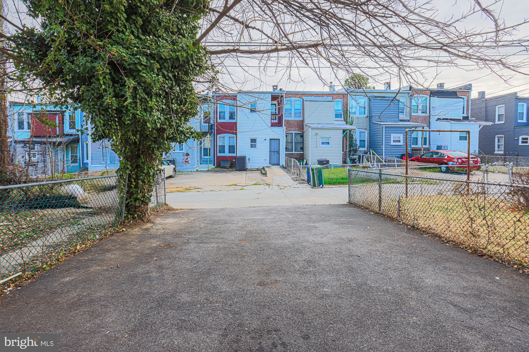 EDGEWOOD - Residential