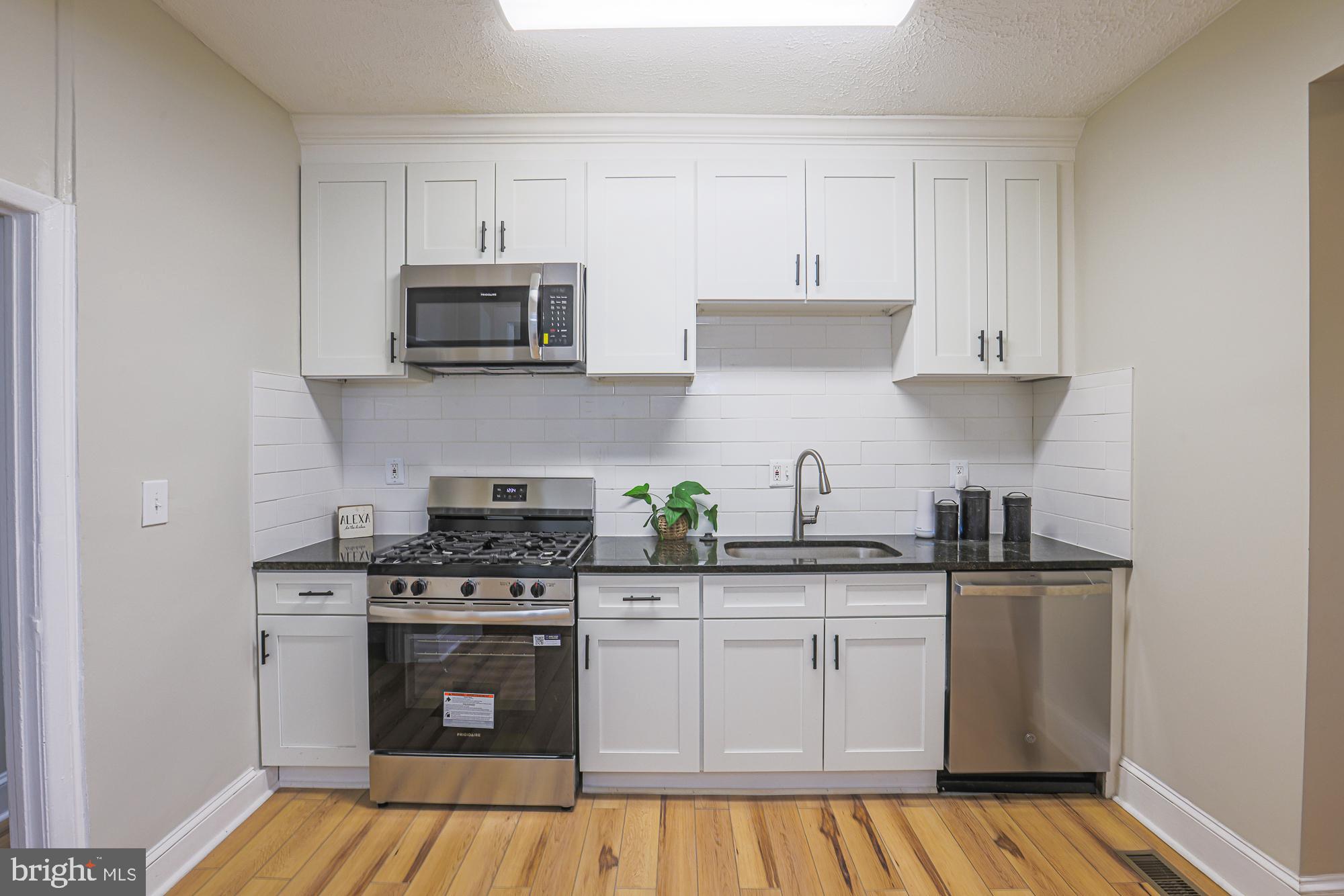 EDGEWOOD - Residential