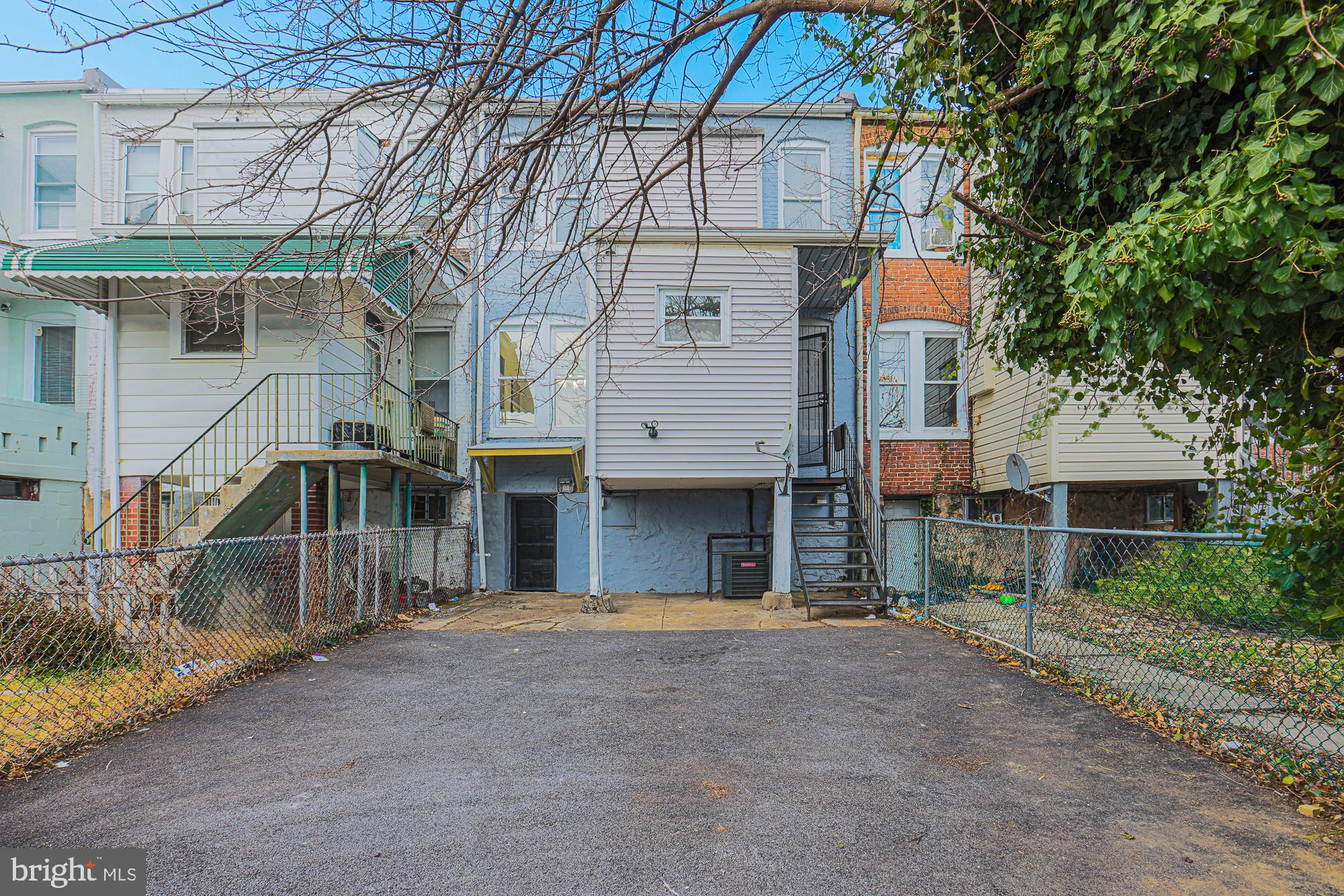 EDGEWOOD - Residential