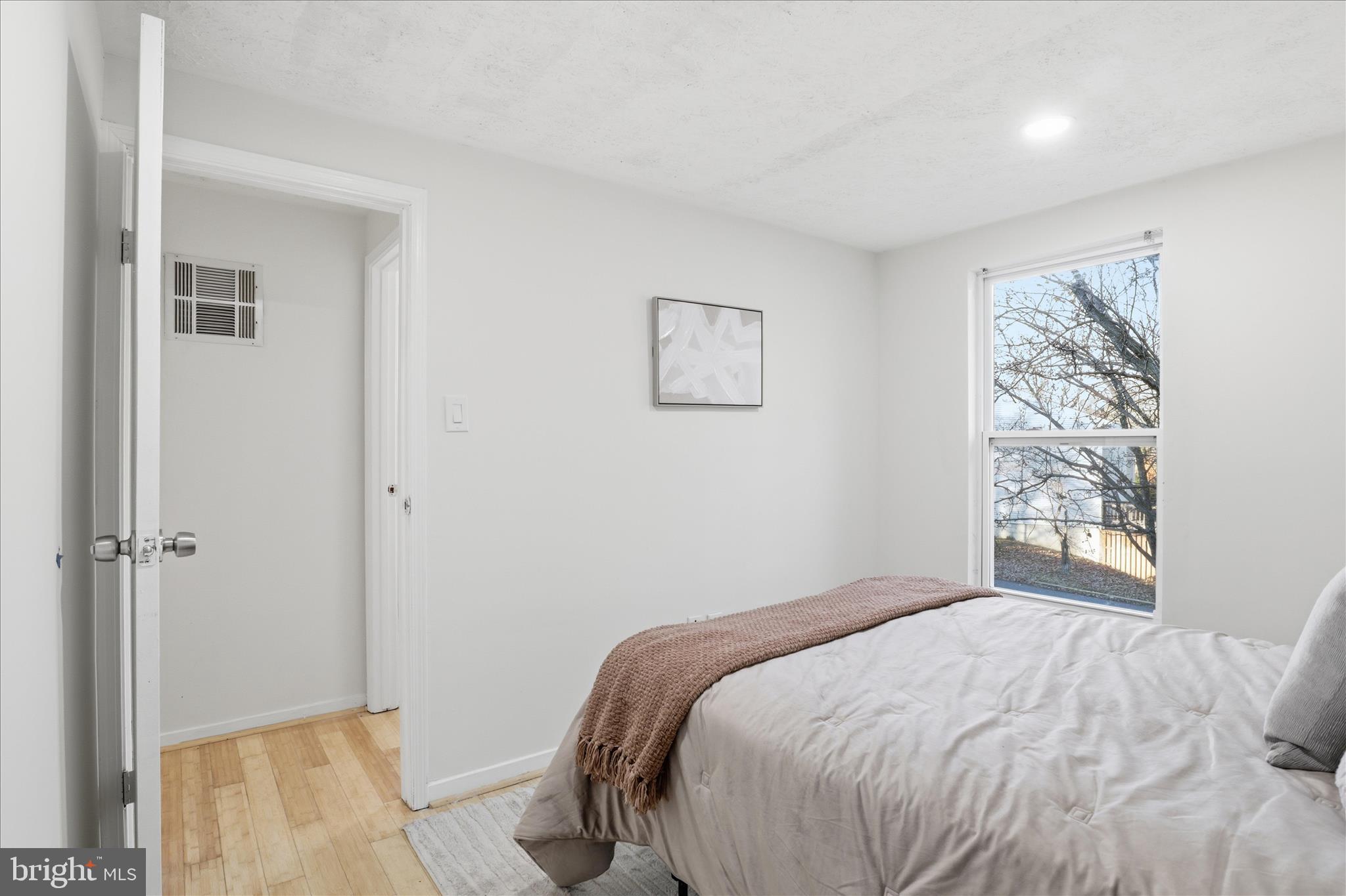 MILLWOOD TOWNE - Residential