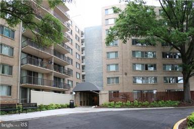 THE OGLETHORPE - Residential Lease