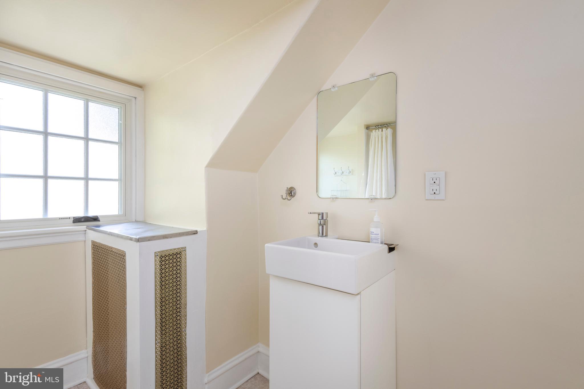 MT AIRY (WEST) - Residential