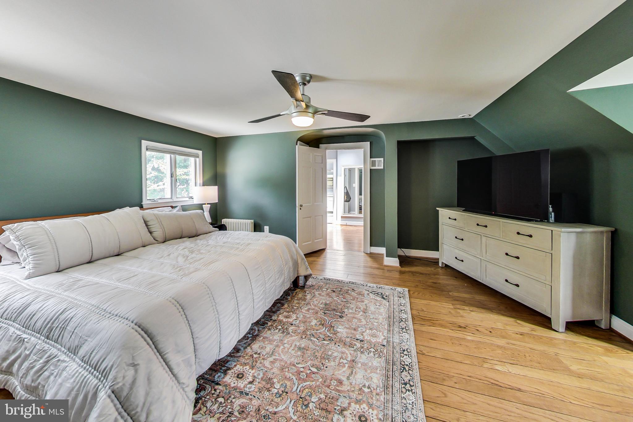 ENGLISH VILLAGE - Residential