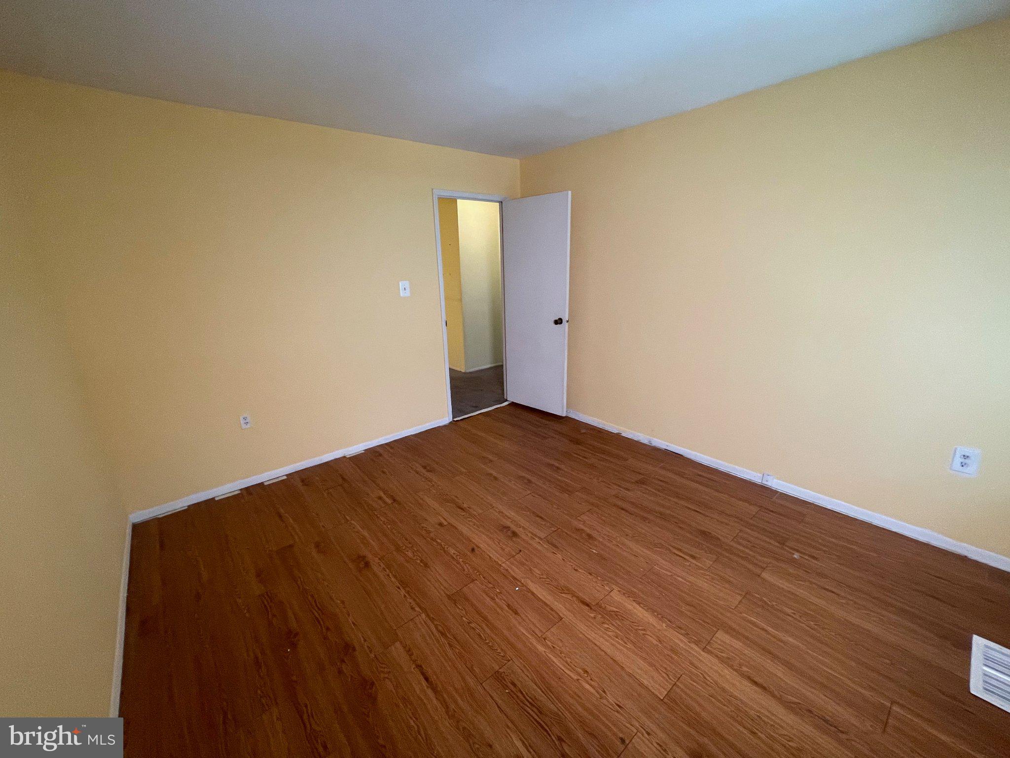 5826 HARNESS COURT