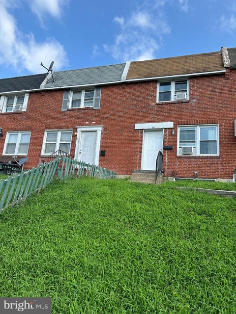 Townhouse For Sale - 145 Madison Drive<br/> NEWARK, DE 19711