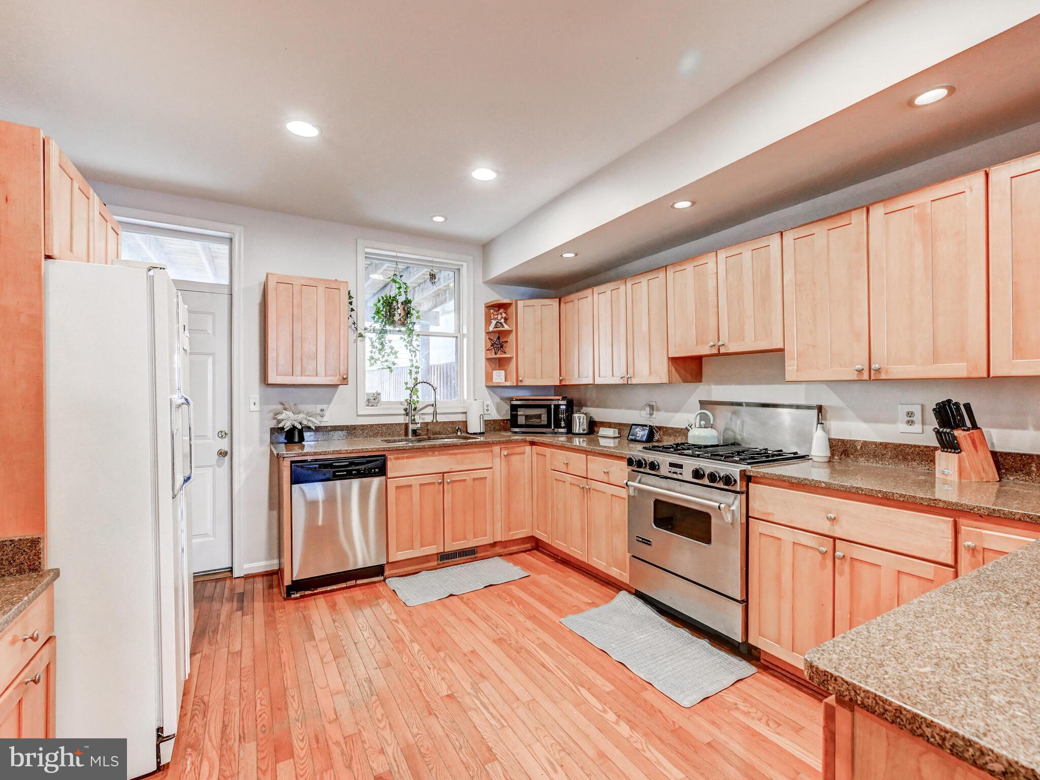 CANTON - Residential