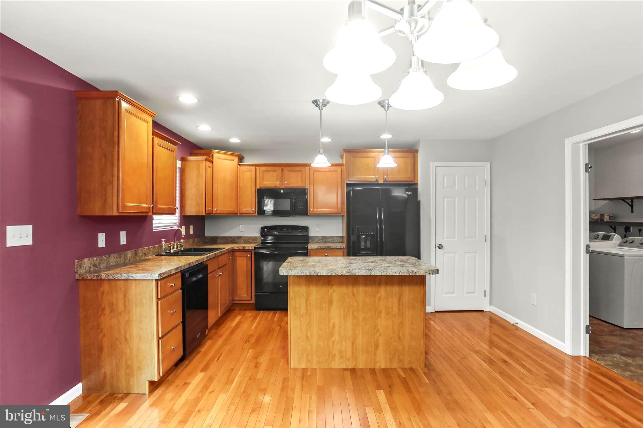 KOLLER POINTE - Residential