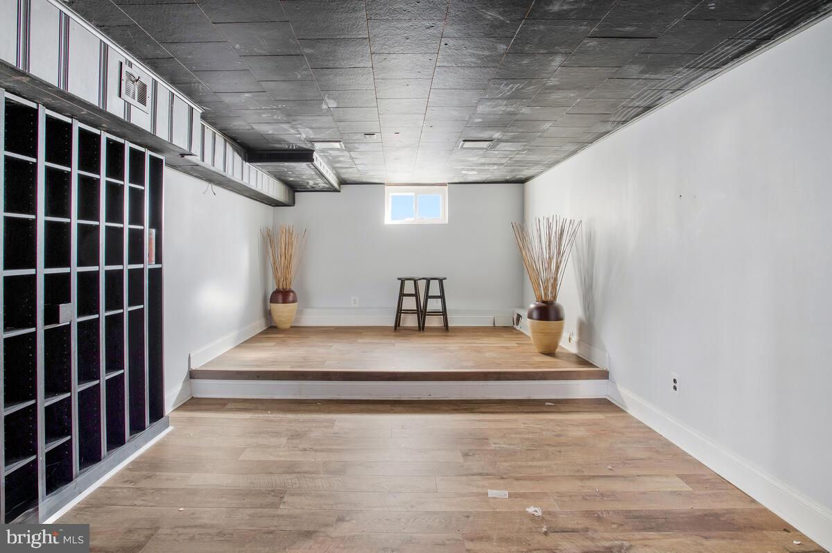 GLEN BURNIE - Residential