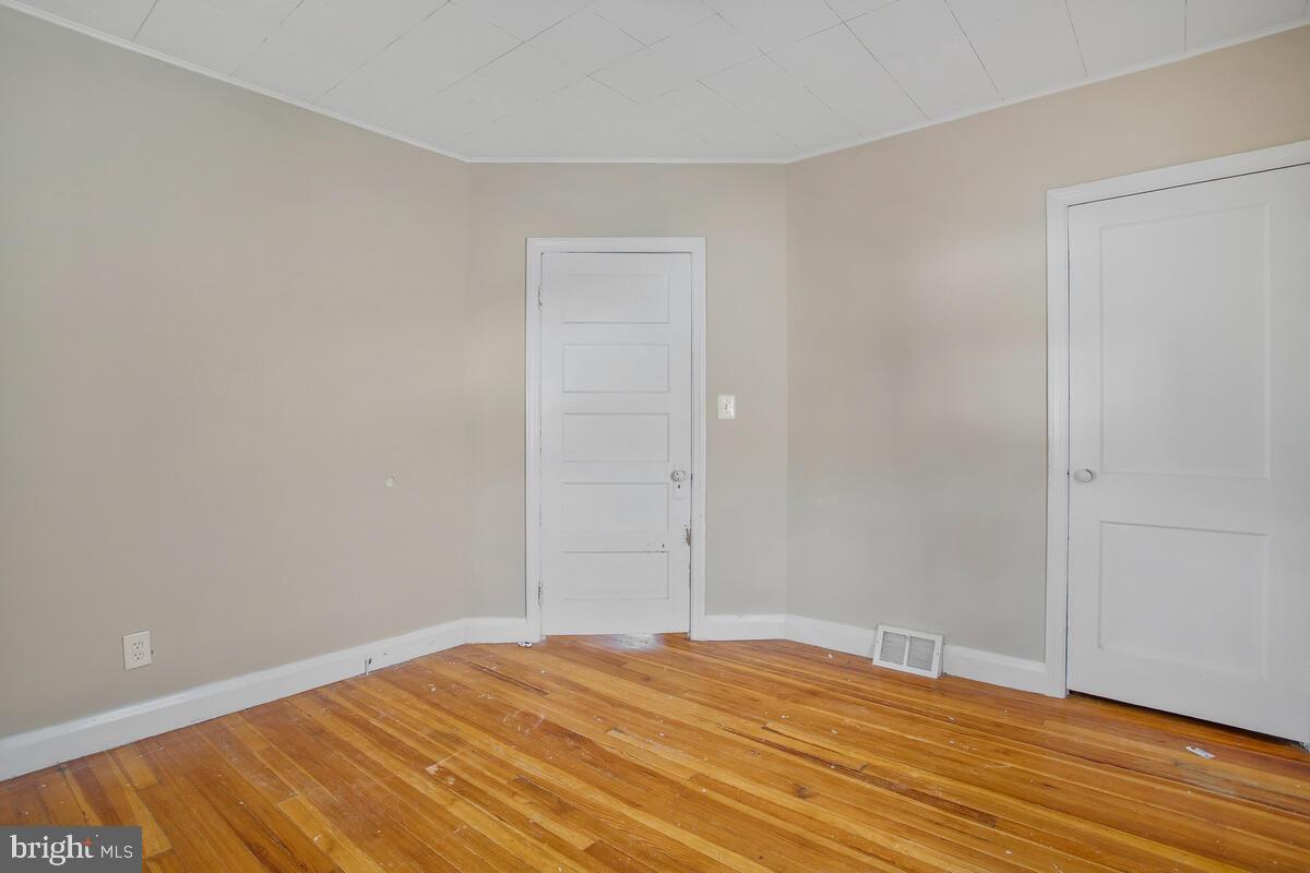 GLEN BURNIE - Residential