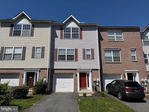 Townhouse For Rent - 99 Highland Circle<br/> New Castle County, NEWARK, DE 19713