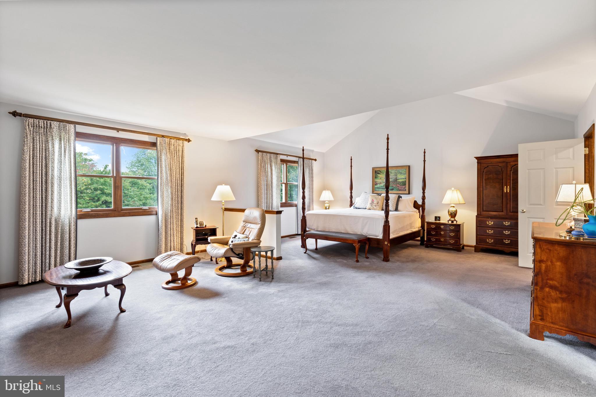 GWYNEDD KNOLL - Residential