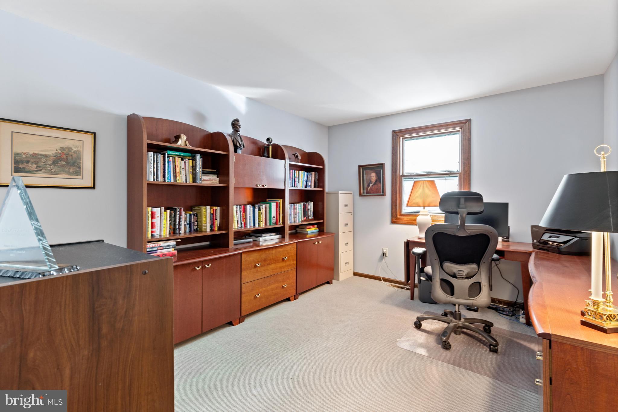 GWYNEDD KNOLL - Residential