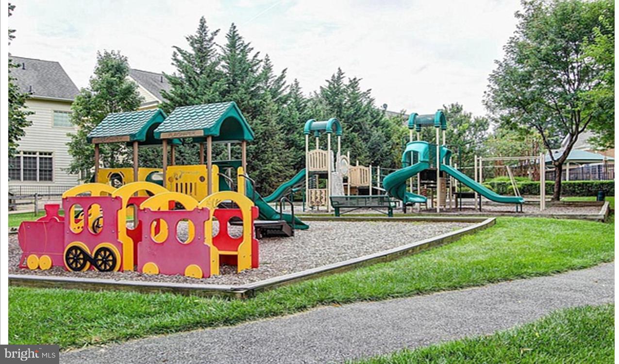 FALLSGROVE - Residential