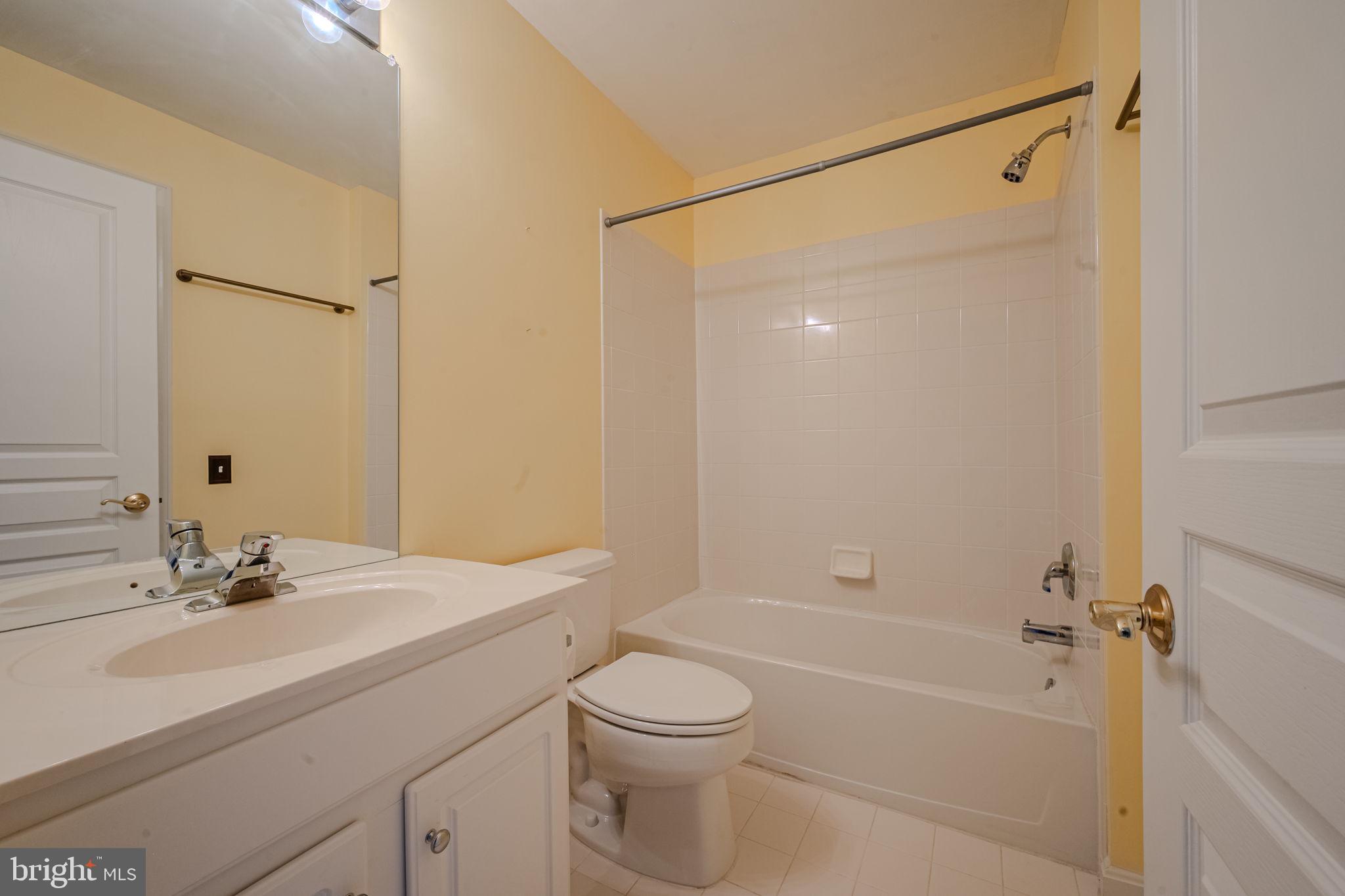 TRADITIONS AT INNI - Residential