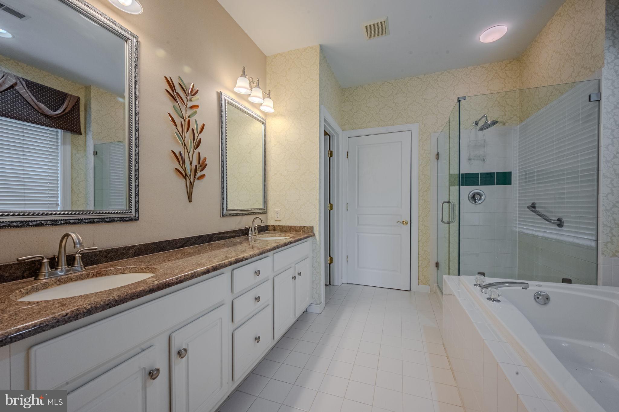 TRADITIONS AT INNI - Residential