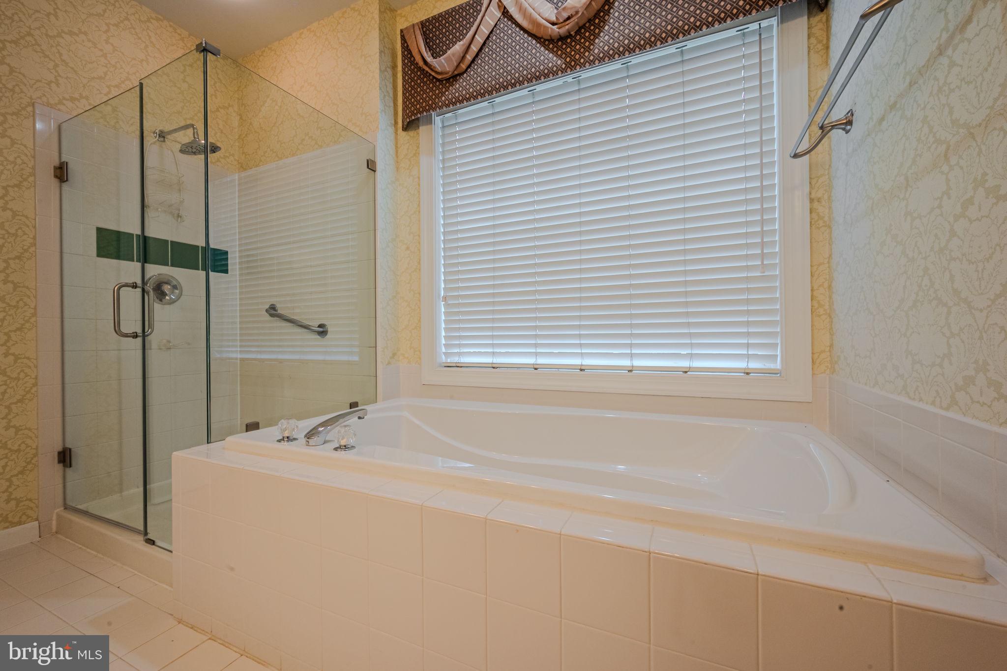 TRADITIONS AT INNI - Residential