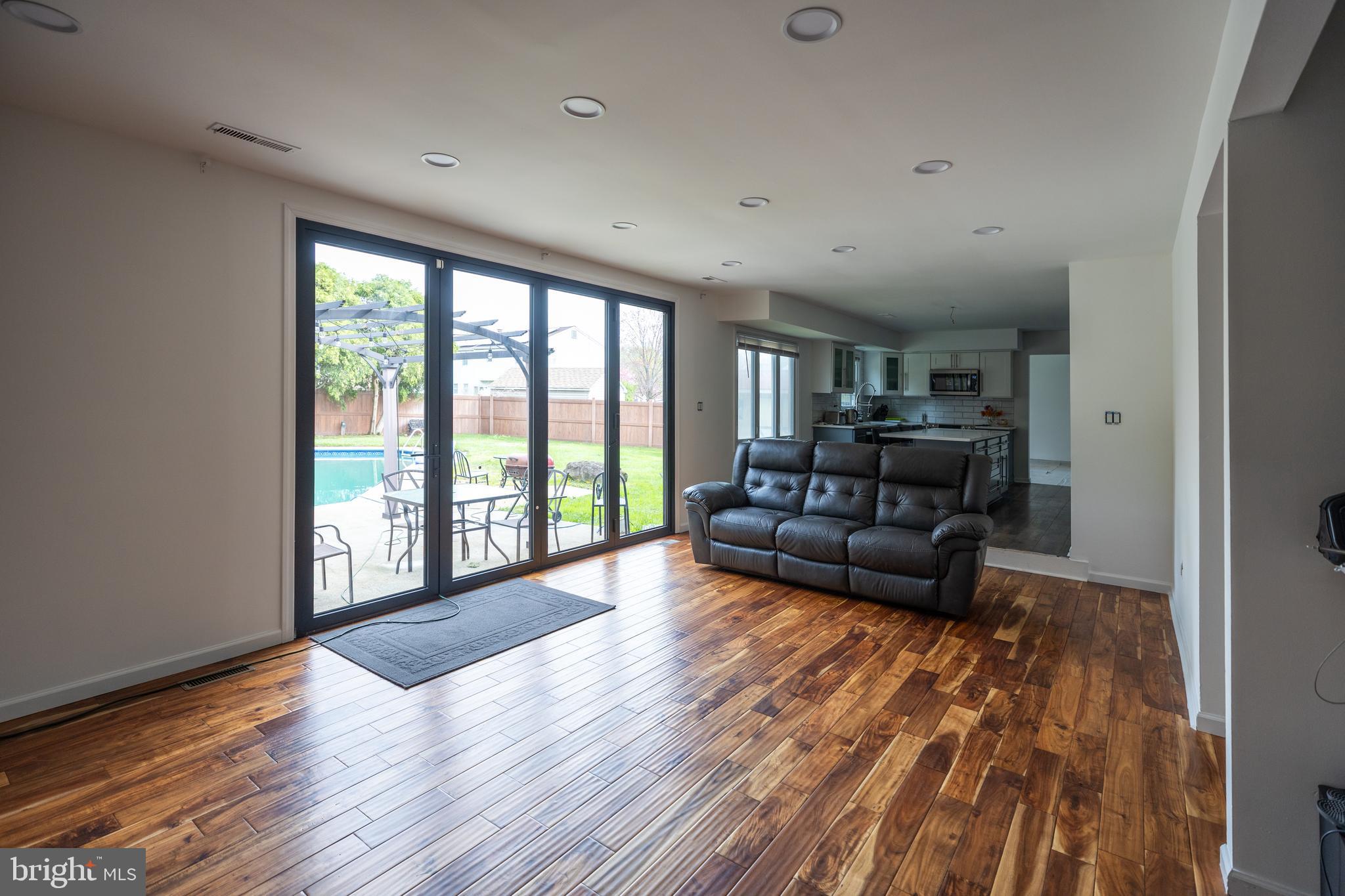 BUCKS COUNTY ESTS - Residential