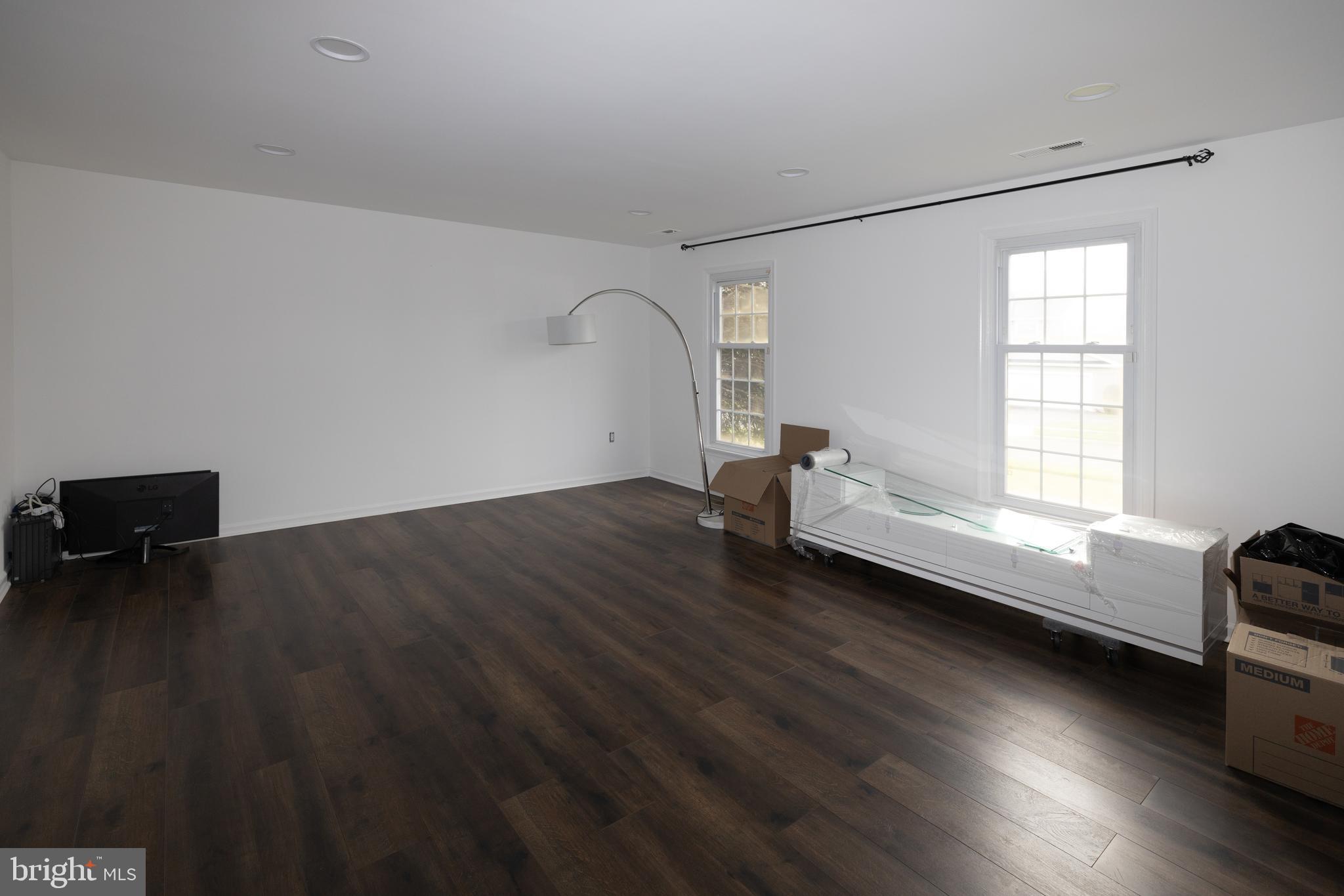 BUCKS COUNTY ESTS - Residential