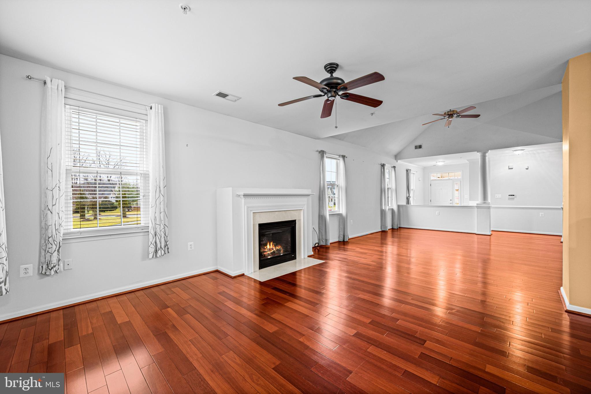 CAMERON GROVE - Residential