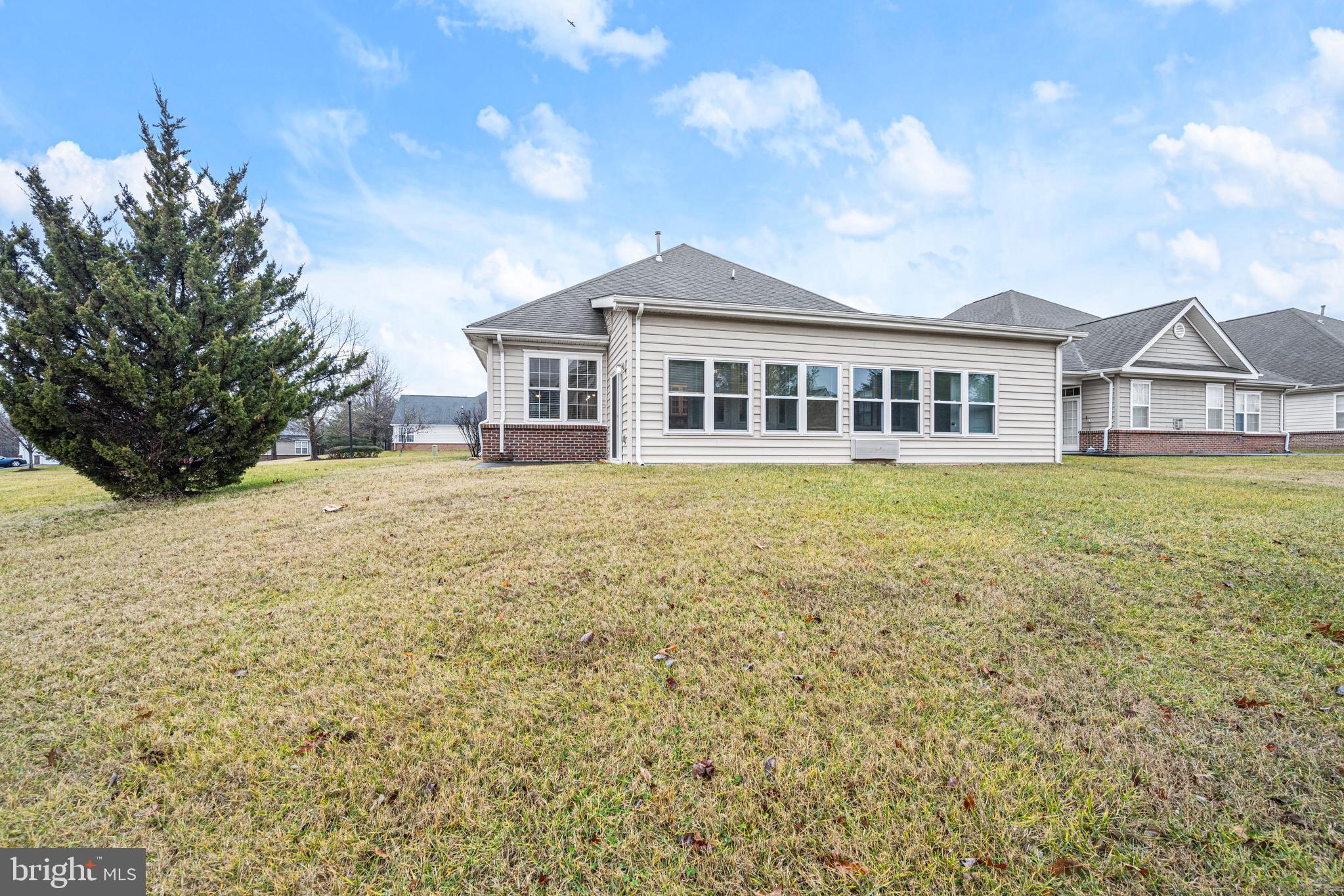 CAMERON GROVE - Residential