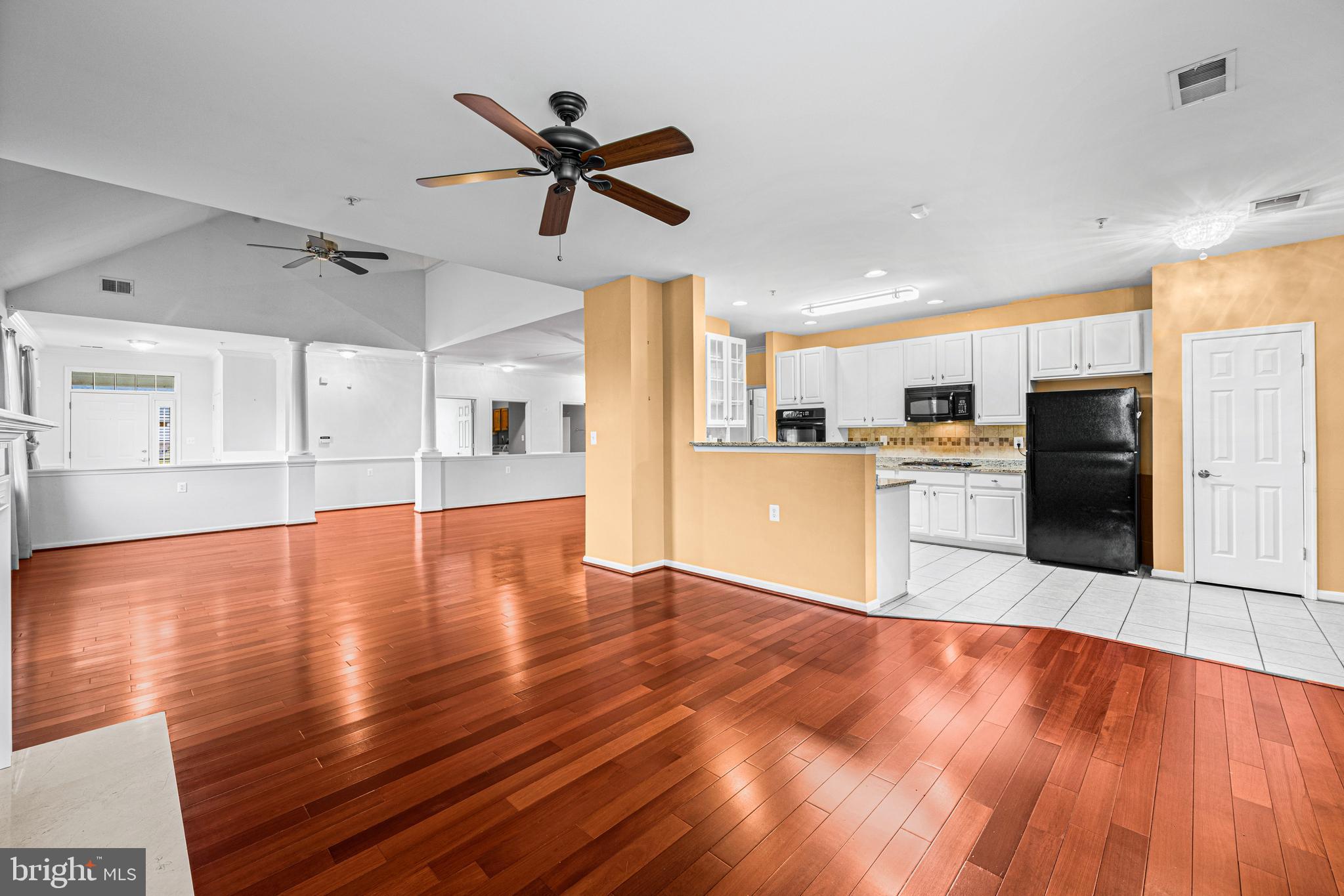 CAMERON GROVE - Residential