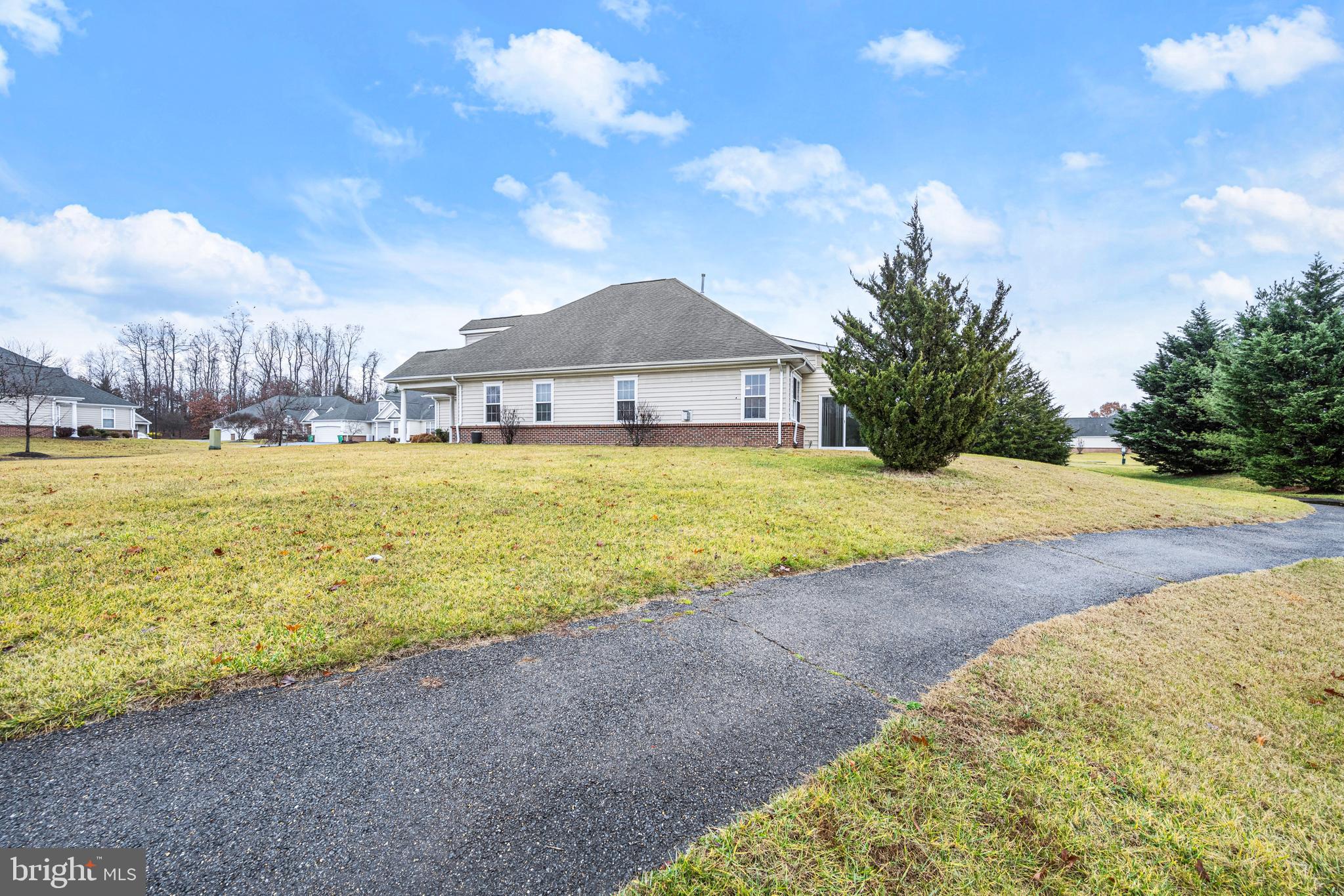 CAMERON GROVE - Residential