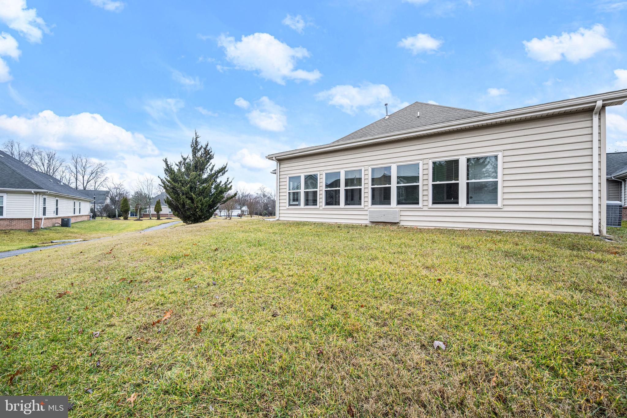 CAMERON GROVE - Residential