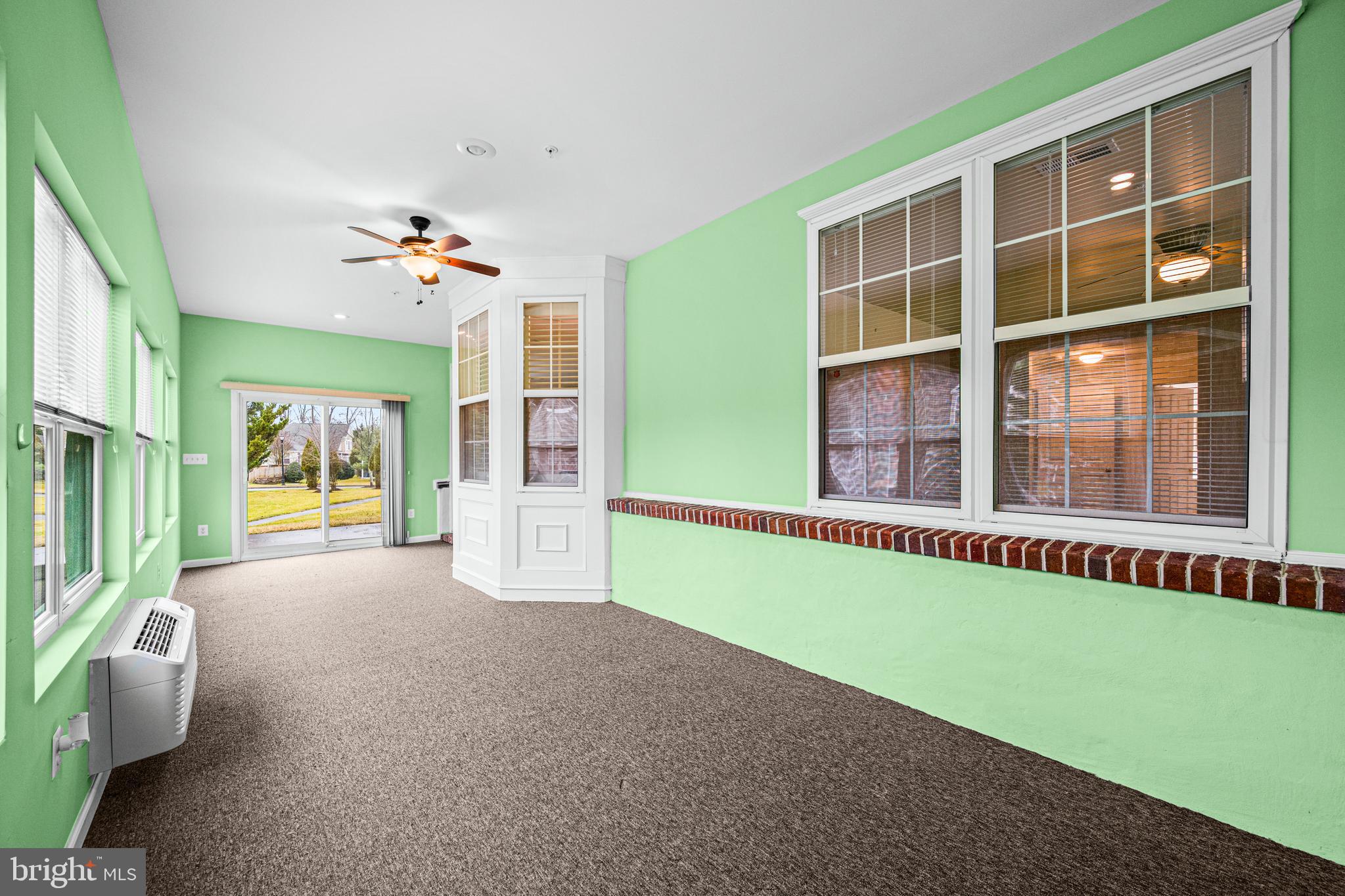 CAMERON GROVE - Residential