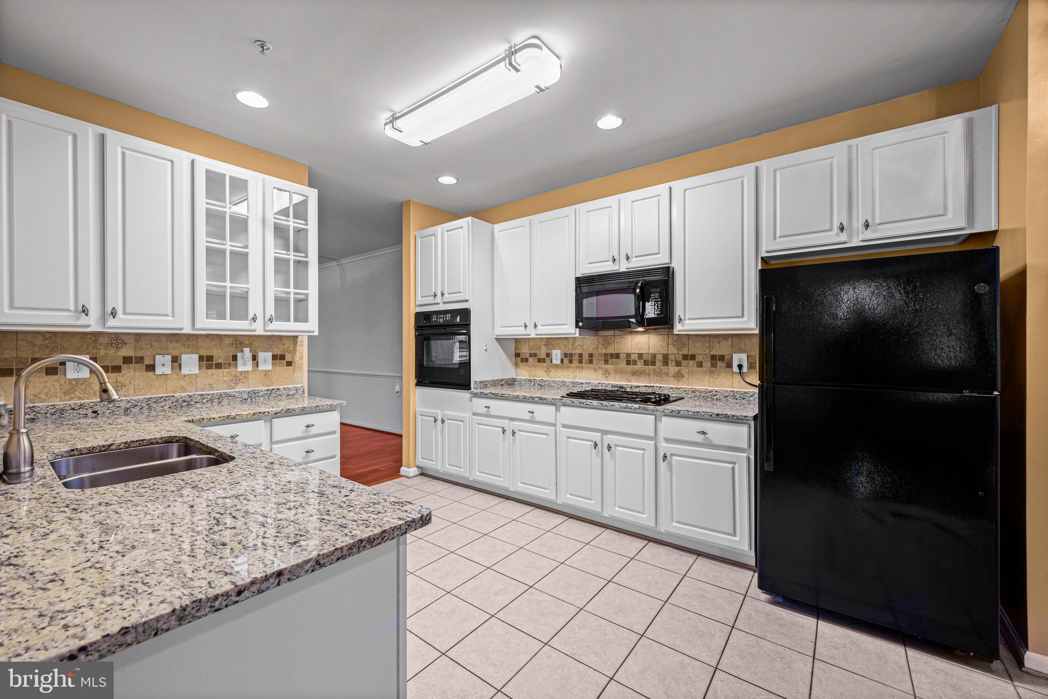 CAMERON GROVE - Residential